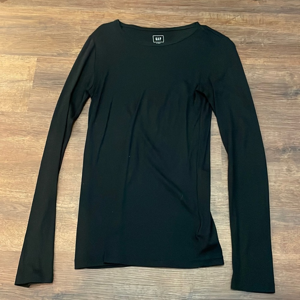 Gap long sleeve T-shirt